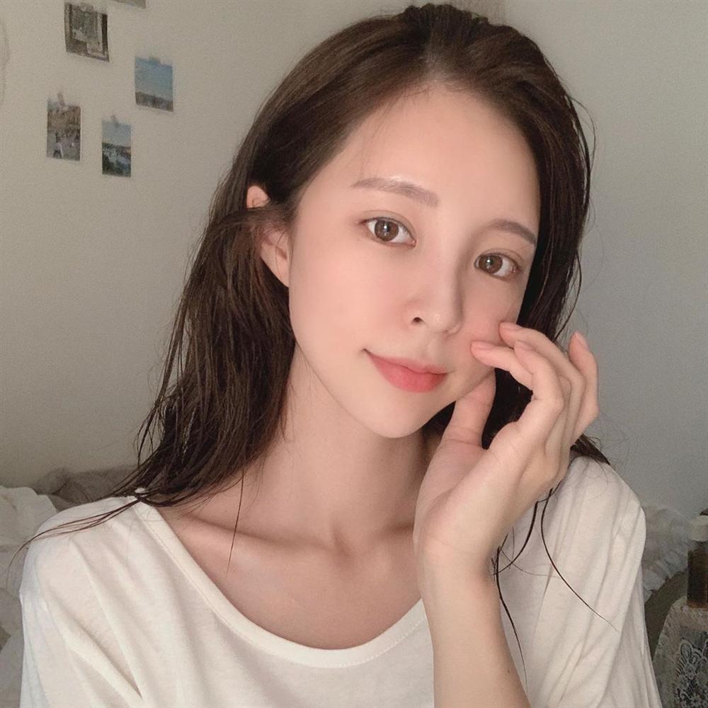 Có đến 5 sai lầm dễ mắc khiến da nổi mụn ẩn trường kỳ, kinh điển nhất vẫn là lỗi tẩy trang-3