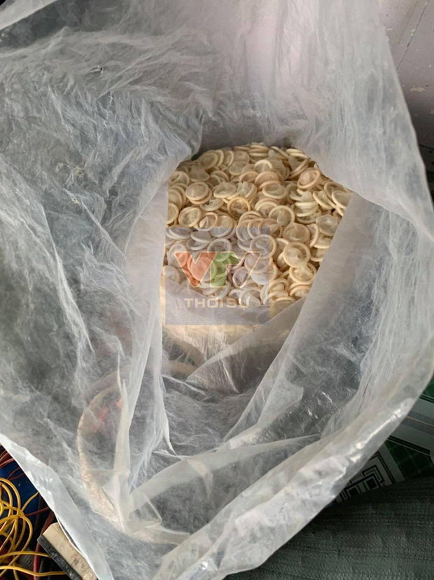 Tái chế hơn 300.000 chiếc bao cao su đã sử dụng thành hàng... mới-2