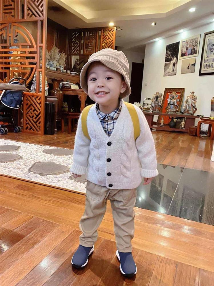 Nhiều công chúa, quý tử nhà sao Việt đi học đánh bạn, lấy trộm đồ, ăn vạ...nghe không ai tin-2