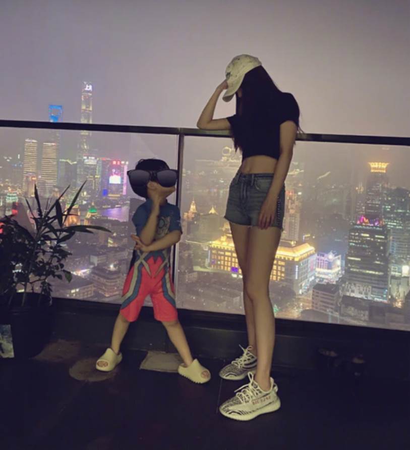 Bất ngờ với thông tin Angelababy gặp tai nạn máy bay và buộc phải hạ cánh khẩn cấp xuống biển?-3