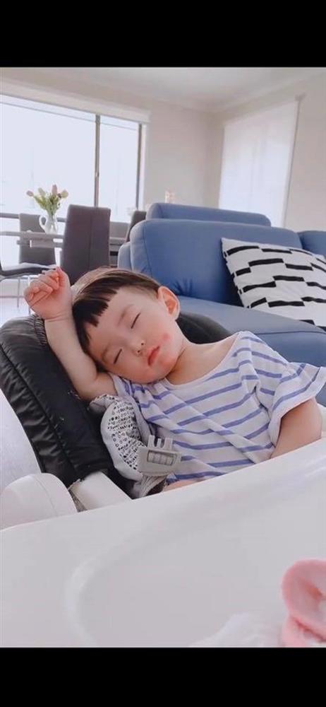 Ly hôn Phi Thanh Vân, Bảo Duy sang Úc trông con cho vợ thứ 3, ở nơi thế này!-7