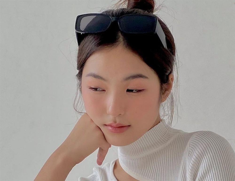 Nhan sắc nữ sinh đóng MV mới của Jack-5