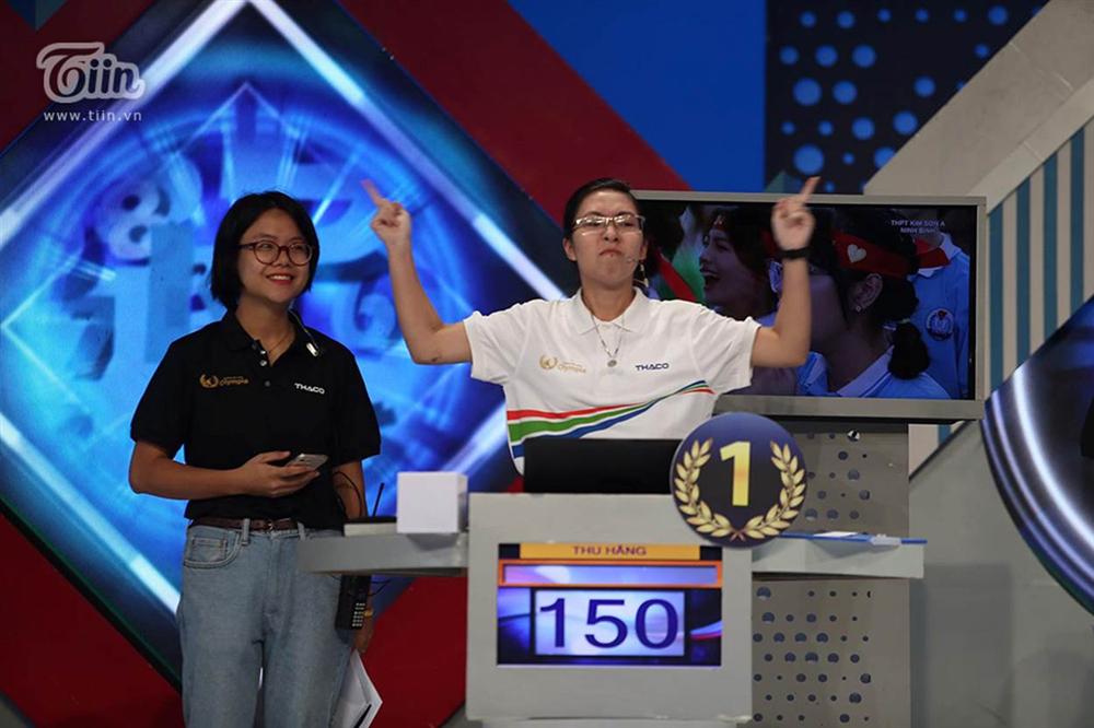 Người sáng chế chiếc vòng nguyệt quế Olympia năm thứ 20 viết thư động viên Thu Hằng: Mong cháu tiếp tục bản lĩnh-1