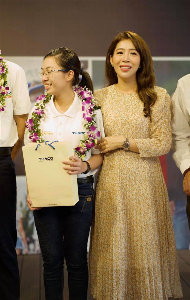 Người sáng chế chiếc vòng nguyệt quế Olympia năm thứ 20 viết thư động viên Thu Hằng: Mong cháu tiếp tục bản lĩnh-6