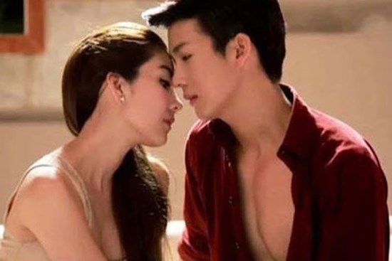 Cái giá đáng sợ sau mối tình một đêm với chị đồng nghiệp