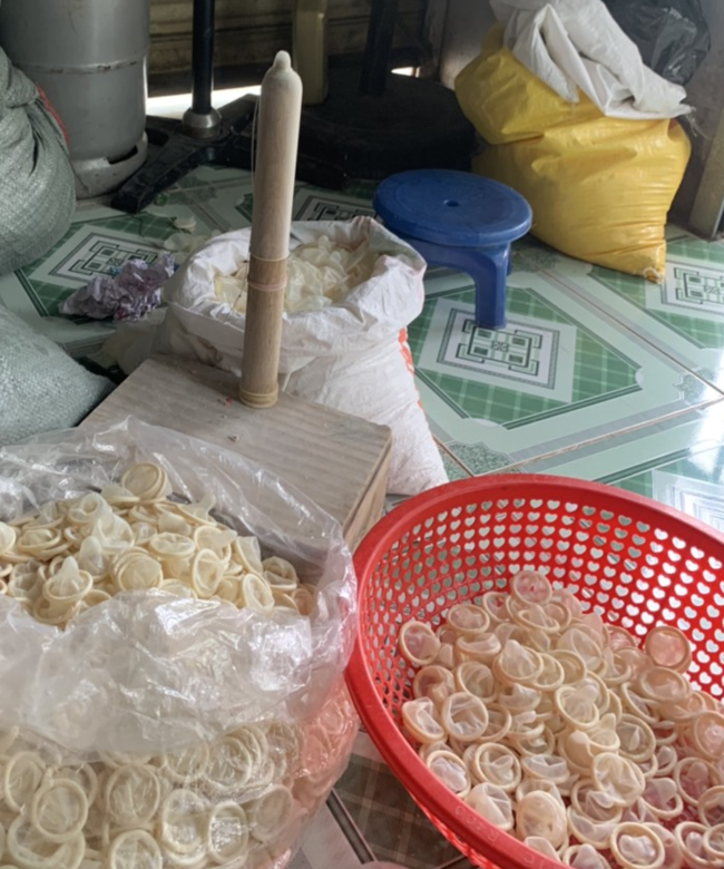 324.000 bao cao su cũ bị tái chế: Dùng bao cao su rởm hậu quả là thật, không ngoại trừ cả bị bệnh lậu, HIV-1