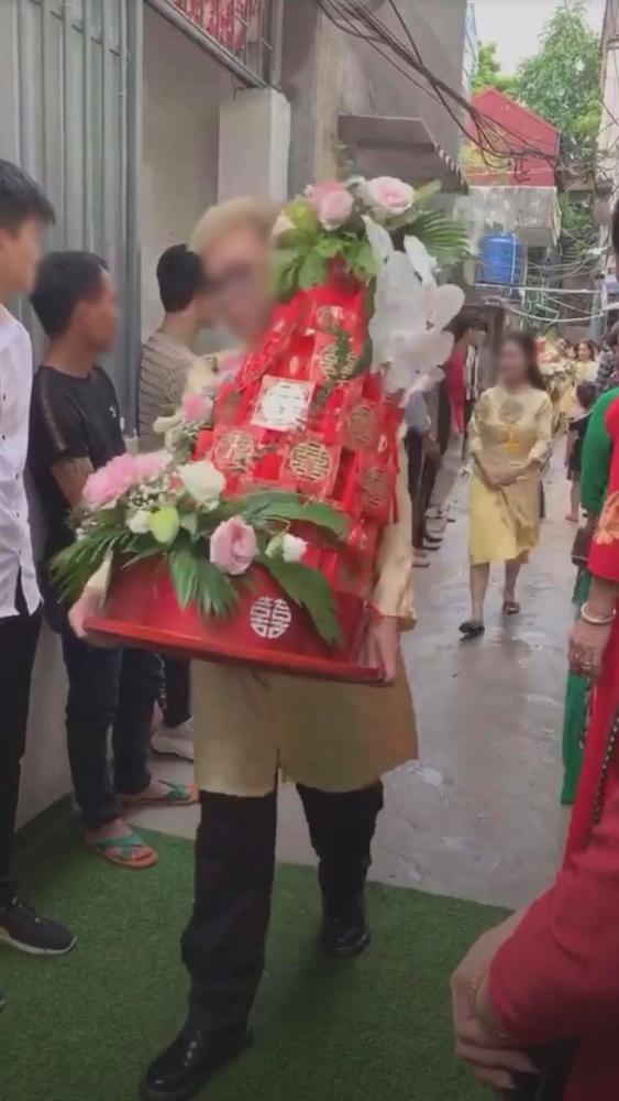 Màn bê tráp lố và vô ý thức đến mức cô dâu phải đăng đàn bóc phốt, xem clip ai cũng tức giận hộ hai nhân vật chính-3