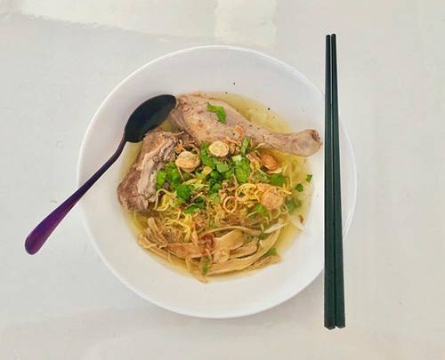 Bà xã Baggio khoe những món ăn chơi ngon mê, Lê Phương nhắn nhủ Em mắc nhiều nghiệp thế?-2