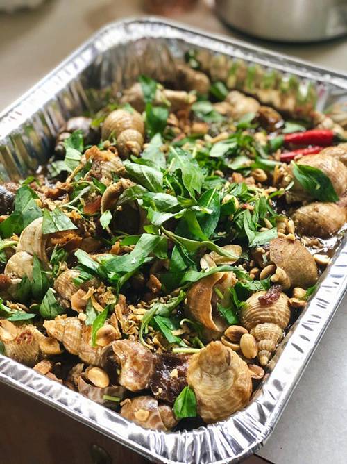 Bà xã Baggio khoe những món ăn chơi ngon mê, Lê Phương nhắn nhủ Em mắc nhiều nghiệp thế?-4