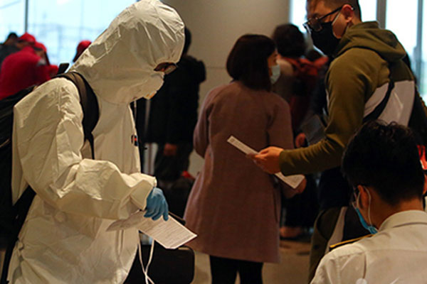 17 người trở về từ Nga mắc Covid-19-2