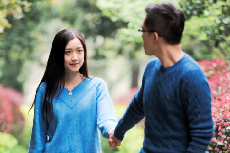 Trước khi lâm chung mẹ chồng van xin tôi đừng sinh con cho chồng, mãi đến 3 năm sau tôi mới hiểu và cảm ơn bà-1