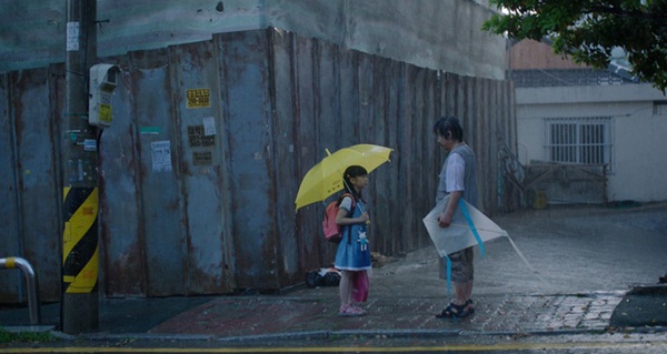 Gia đình Nayoung quyết định rời khỏi nơi đang sống trước khi tên ấu dâm mãn hạn tù: Chúng tôi không thể ở cùng một khu phố với hắn-2