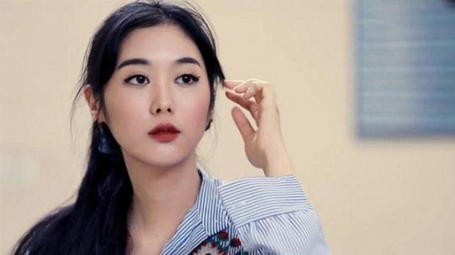 Con rể tương lai vừa bước ra khỏi chiếc xe sang trọng, mẹ chồng tôi lao ra đuổi đi và khi biết lý do bà tức giận, chúng tôi cũng bất bình-1