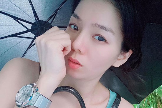 Lệ Quyên một mình đưa con đi chơi, ẩn ý bóng gió: 