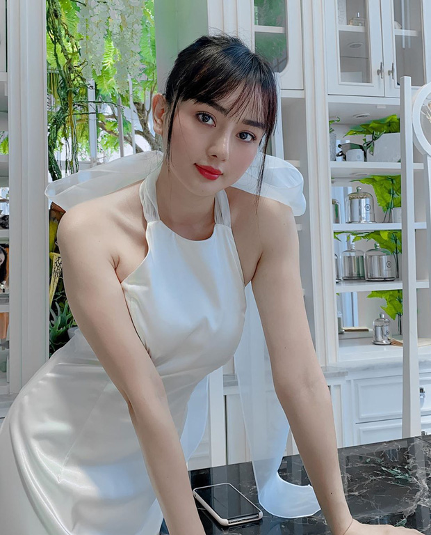 Phạm Băng Băng phiên bản Việt 7 năm sau dao kéo: Lấy chồng đại gia Thái Lan, tận hưởng cuộc sống viên mãn vạn người mơ-20