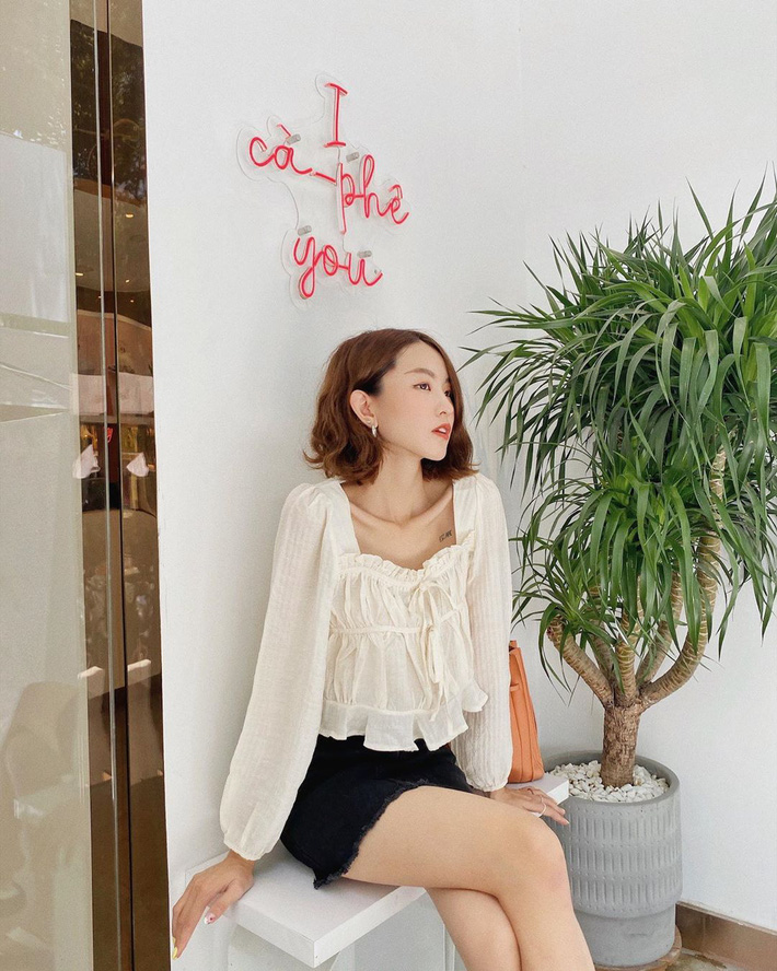 6 kiểu áo blouse đáng sắm thu này, diện lên cô gái nào cũng có thêm vài phần chanh sả”-6