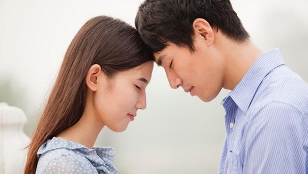 Ngày ra tòa ly hôn chồng khệ nệ chở đến một món quà khổng lồ tặng vợ, nhìn rõ thứ dưới tấm vải phủ, cô bật cười quay vào rút đơn-2