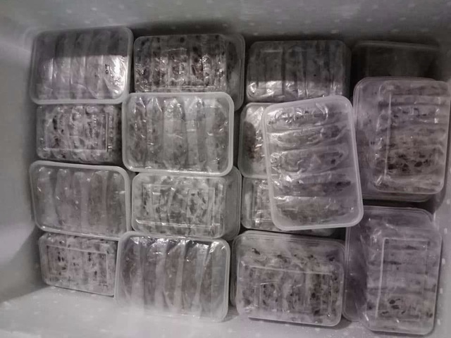 Dế mèn chu du trên bàn nhậu, muốn ăn phải xếp hàng chờ-2