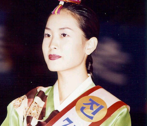 Mỹ nhân dao kéo” thị phi nhất Kbiz Lee Da Hae: Hiện tượng 1 thời sụp đổ vì nghi án bán dâm, tình yêu bất ngờ với ca sĩ mát xa đèn mờ-2