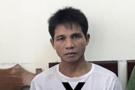 Bị phát hiện, tên trộm manh động chém gục mẹ con chủ nhà để thoát thân
