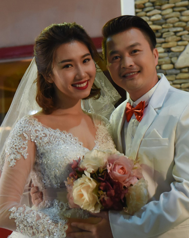 Thuý Ngân lần đầu tiết lộ chuyện làm đám cưới giả khi bố ruột nhập viện, suýt qua đời-2