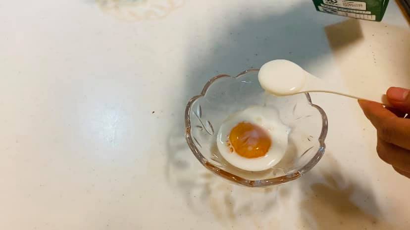 Cách làm bánh trung thu trứng muối tan chảy vừa độc lạ vừa thơm ngon khiến cả nhà thích thú-21