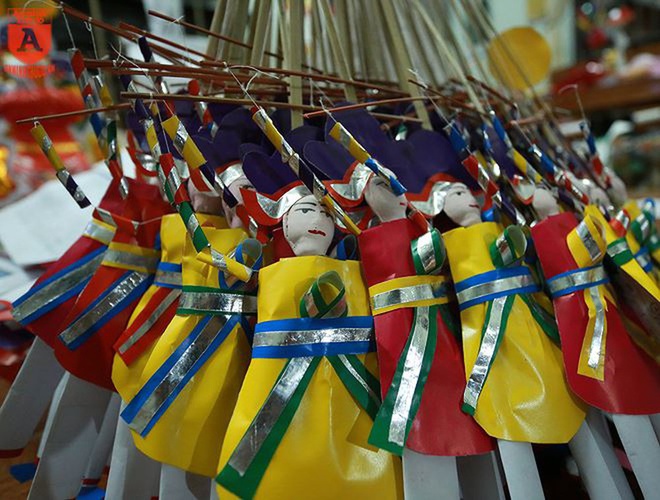 Nguồn gốc, ý nghĩa của trống bỏi, đèn ông sao, tiến sĩ giấy-5