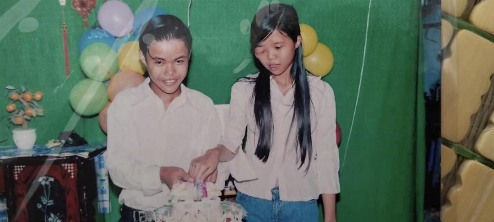 27 năm mặc cảm vì bị gọi là một mắt”, chồng bỏ đi khi con mới 1 tuổi, mẹ đơn thân khát khao đổi đời nhờ PTTM và cuộc lột xác khiến không ít người mong chờ-2