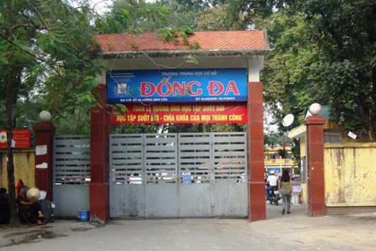 Học sinh lớp 8 ở Hà Nội ngã từ tầng 2 xuống