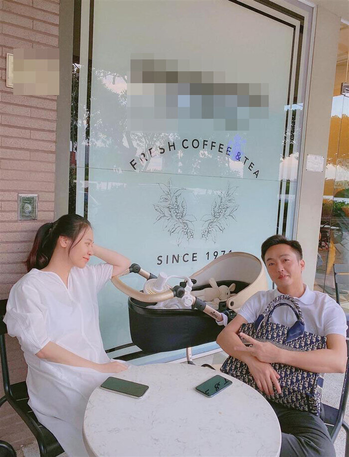 Mẹ bỉm Đàm Thu Trang lộ mặt mộc thiếu ngủ sau một tháng chăm con-2