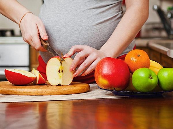 Bà bầu thường xuyên ăn những loại trái cây này em bé sinh ra có sức đề kháng tốt, trí não thông minh-1