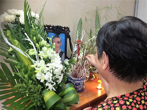 Chưa kịp vui được về nhà mới, 3 bố con cùng gặp nạn-2