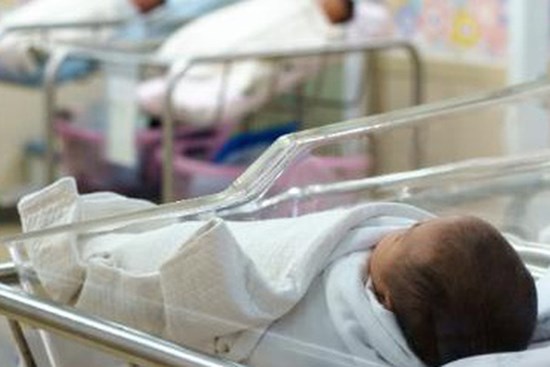 Đi đẻ mà nhân viên y tế đuổi về 3 lần vì lý do 