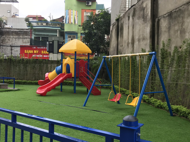 Nhà trường lên tiếng sau vụ bé gái 5 tuổi ngã gãy tay, nguy cơ bị liệt khi đang trong giờ học-6