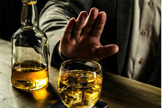 Kích động, lôi kéo người khác uống rượu, bia bị phạt đến 1 triệu đồng