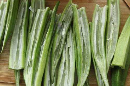 Tưởng chỉ có thể luộc hoặc xào, đậu bắp đem nhồi thịt lại ngon bất ngờ-4