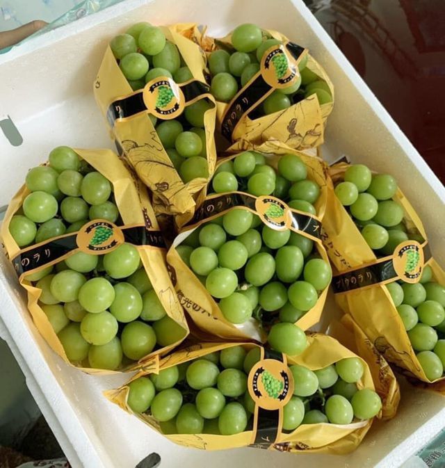 Chồng 6 múi bị gái trẻ thả thính, chị vợ tung chiêu cao tay khiến ai nấy ngả mũ thán phục, chị em vỗ tay rần rần-2