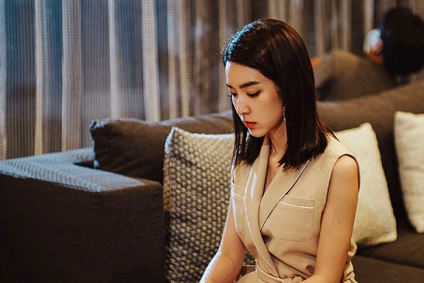 Mẹ vợ ốm, chồng bảo không đến phận rể phải chăm nhưng nghe câu đáp trả của vợ, anh lại tím tái mặt mày-3