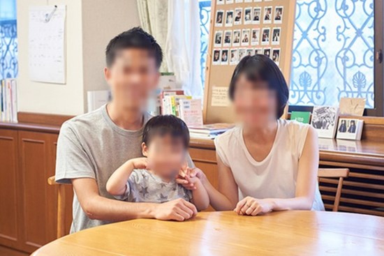 Chồng 6 múi bị gái trẻ 