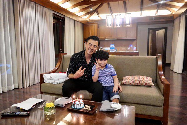 3 sao nam đẹp trai lấy vợ kém sắc giờ nhà đẹp, con ngoan không ai bằng-8