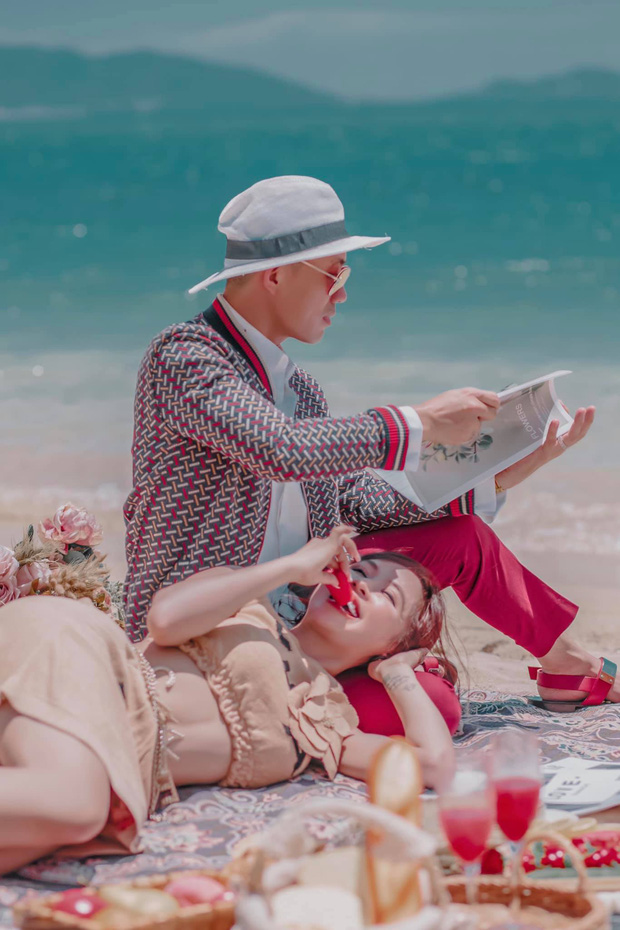 Vợ chồng Minh Nhựa giật giải chăm sống ảo nhất năm, nghìn tấm như một đều toát ra mùi của giới siêu giàu-9