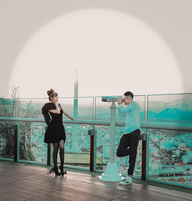 Vợ chồng Minh Nhựa giật giải chăm sống ảo nhất năm, nghìn tấm như một đều toát ra mùi của giới siêu giàu-12