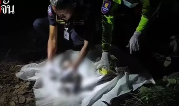 Bé gái 7 ngày tuổi chết tức tưởi vì bị bố cho uống nước tẩy bồn cầu, nguyên nhân khiến ai cũng phẫn nộ tột độ-3