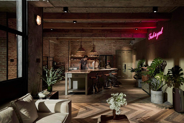 Khởi My - Kelvin Khánh demo penthouse khủng 300m2 như cafe sang chảnh, Cris Phan xin làm... người ở luôn không nói nhiều-7