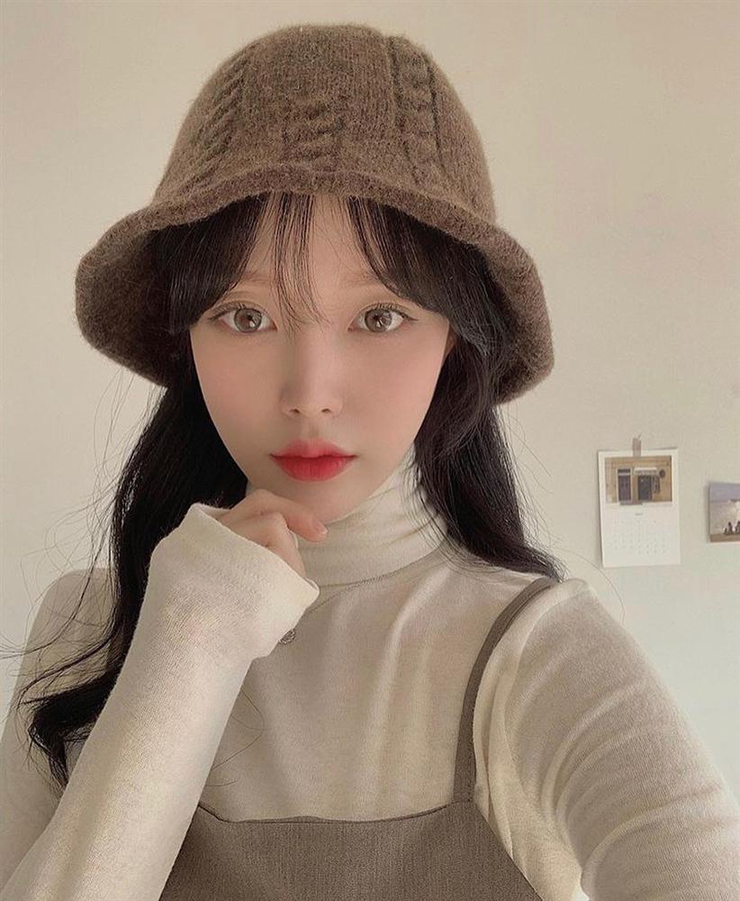 Ai biết sớm thì da đẹp sớm: 5 chiêu skincare xịn mịn giúp chị em giảm thâm mụn từng ngày-2