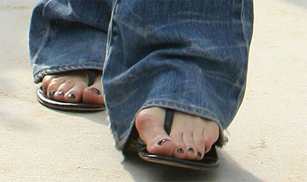 Sở thích của hầu hết phụ nữ gây đủ loại bệnh-2