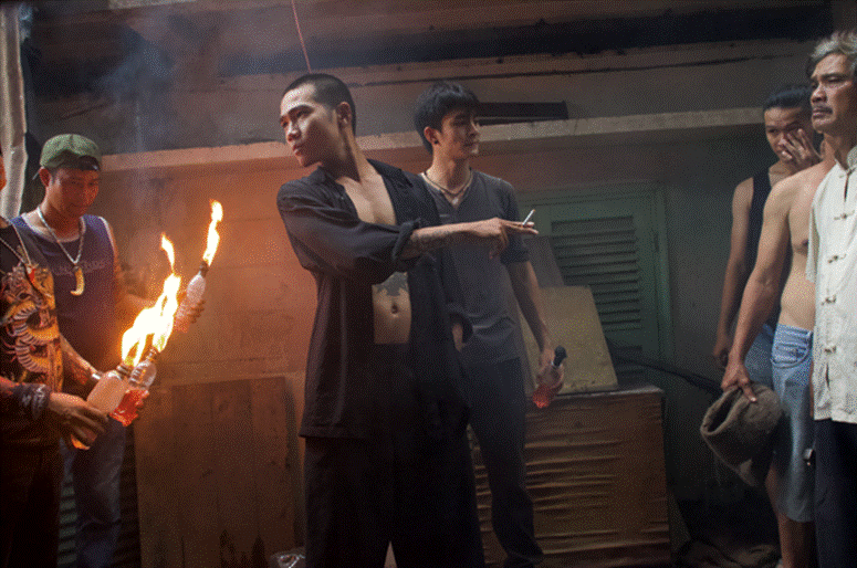 RÒM: Lời cảnh tỉnh về một xã hội bại hoại do số đề”, nơi trẻ con cùng quẫn bởi khát vọng đổi đời của người lớn-1