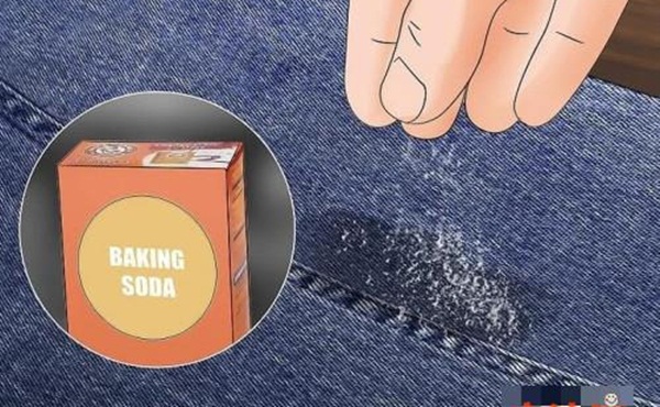 Những cách tẩy vết bẩn trên quần bò sạch như mới mà không bị phai màu-3