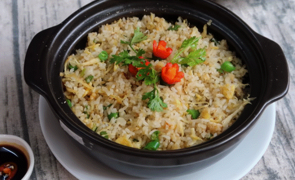 Cách làm cơm chiên cá mặn ngon đơn giản nhất-6