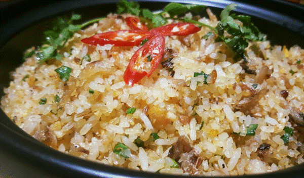 Cách làm cơm chiên cá mặn ngon đơn giản nhất-7